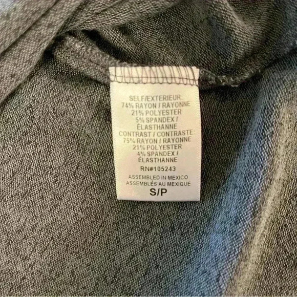 Bobeau ribbed sleeve oversize fit thin sweater in gray & black size small - Picture 5 of 15